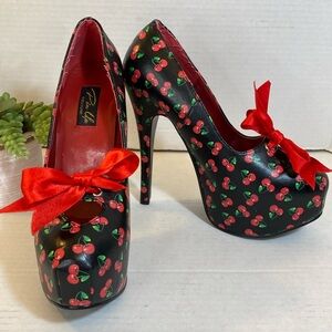 Pin up Couture Cherry Stilettos 🍒SIZE 7